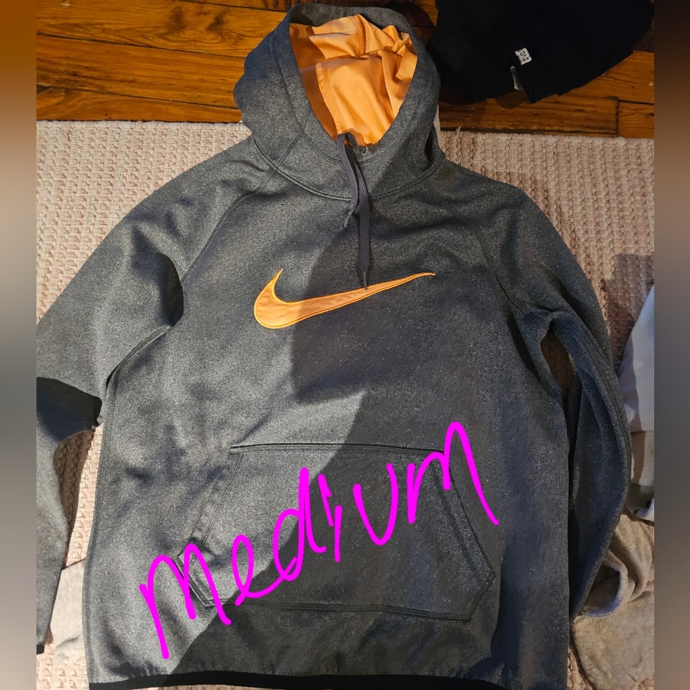 2 Hoodies Size Medium